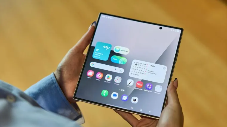 Zašto je preklopni telefon možda najpametniji izbor koji možete donijeti ovog ljeta