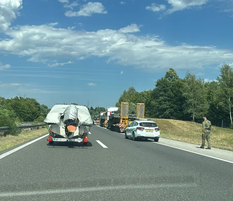 Izvanredna situacija na A1: Problem na vozilu MORH-a izazvao velike gužve