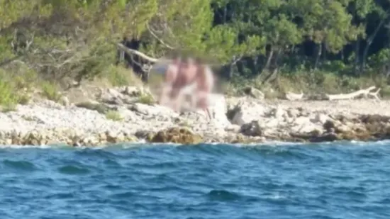 Ludilo na hrvatskoj obali, šire se snimke razuzdanih spolnih odnosa: 'Neka ih opale, neka zapamte!'