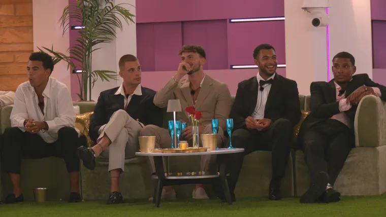 Bombshell ‘Love Islanda’ zapalio društvene mreže: 'Zbog ljubavi bih se preselio u Hrvatsku'