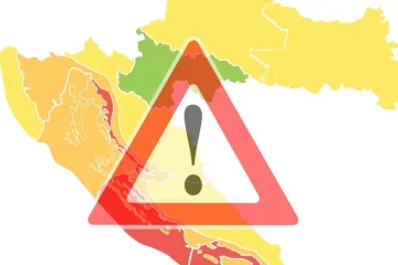 Split ne želi da ga nevrijeme ponovno iznenadi, građanima stiglo upozorenje: 'Pojačajte oprez'