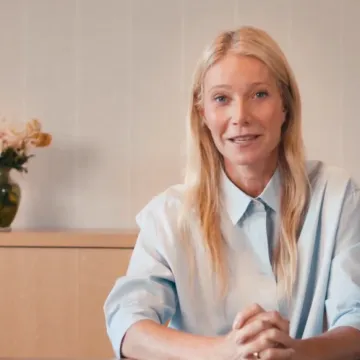 Gwyneth snimila video za tvrtku poznatu po ljubavnoj aferi na koncertu Coldplaya: Reakcije gore