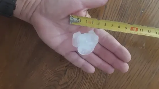 Karlovac poharalo strašno nevrijeme: Padala tuča, srušena stabla...