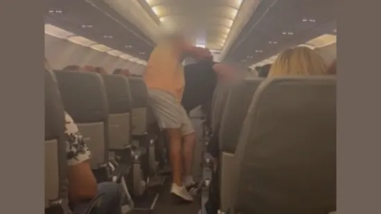 Brutalna tučnjava u avionu koji je letio iz Zagreba, objavljena snimka