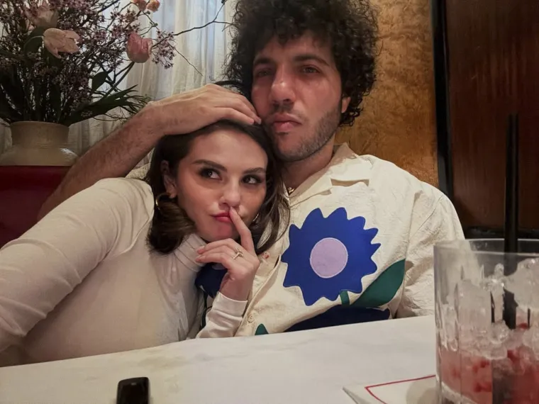 Selena Gomez i Benny Blanco u panici: Procurili detalji vjenčanja, poduzimaju drastične mjere