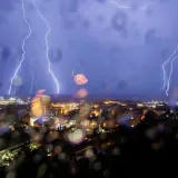 Posljedice nevremena: Voda ulazila u kuće, grom izazvao kvarove, padala stabla