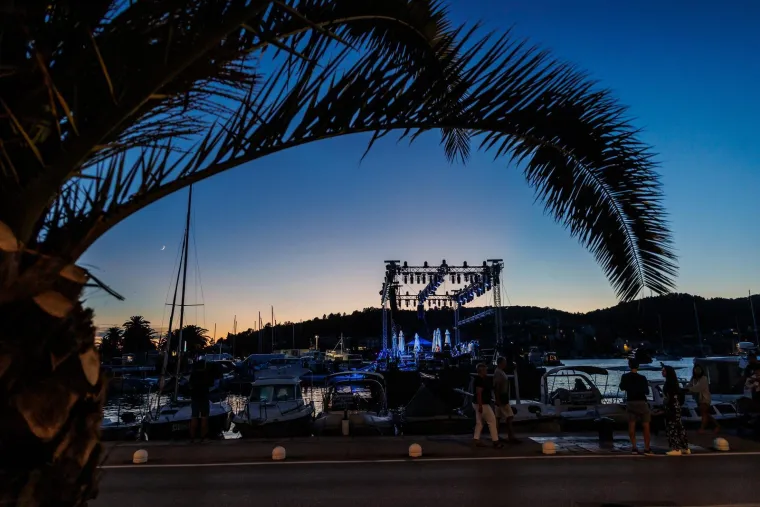 Uskoro 'Trag u Beskraju': Ovako teku pripreme za koncert u čast Oliveru