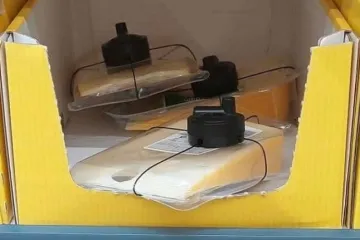 Čini se da građani više ne biraju što kradu, osvanule su zaštite čak i na sirevima!