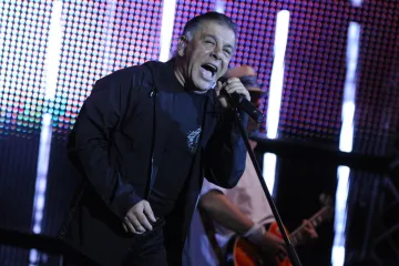 [KVIZ] Koliko znaš o pjevaču Akiju Rahimovskom?