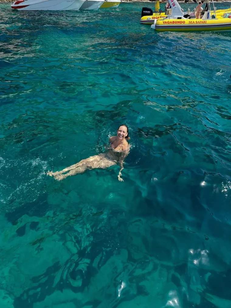 Lijepa na baku: Unuka Grace Kelly objavila fotografije s hrvatske obale