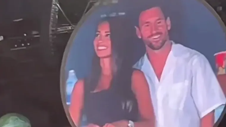Društvene mreže gore: Messija uhvatila 'Kiss Cam' zajedno sa suprugom, ovako je regirao