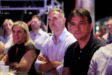 Zlatko Dalić u zagrljaju naše pjevačice: Pogledajte gdje uživaju zajedno
