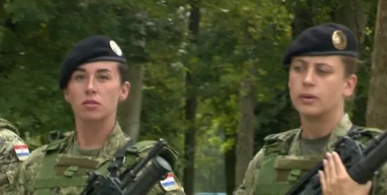 Tihomira, Alma i Andreja spremne za mimohod: 'Čast nam je pokazati hrvatskom narodu simbol pobjede'