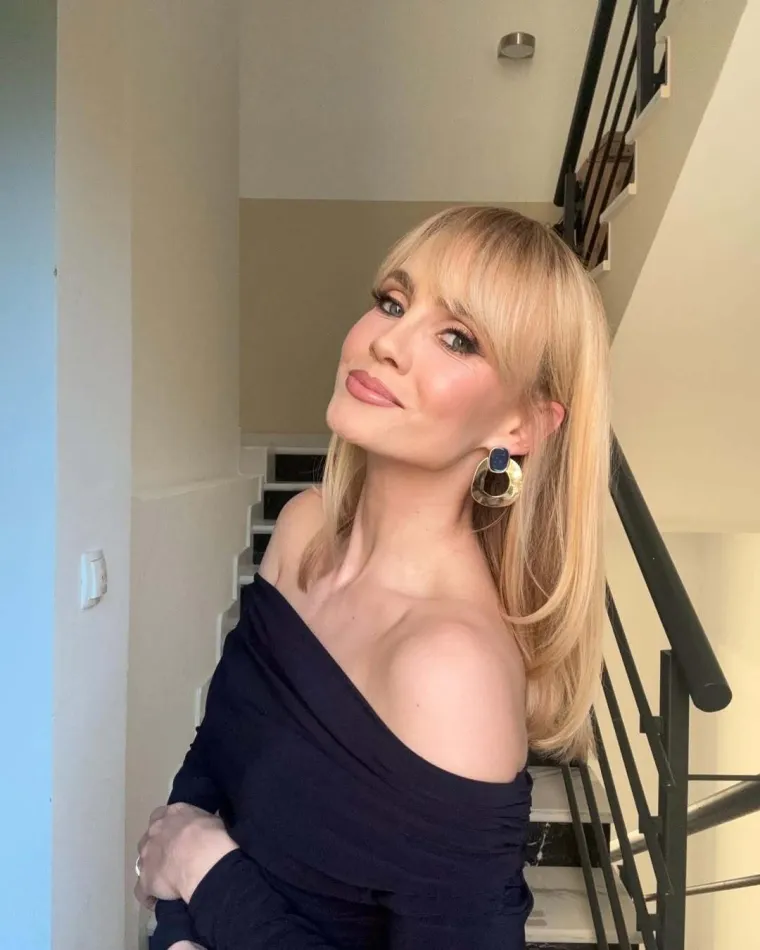 Voditeljica Edina Pršić Babić o beauty rutini, a rekla nam je i bez čega ne započinje dan