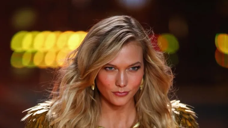 Pisalo se da je bila s Taylor Swift, a onda se udala: Manekenka od 188 centimetara i dalje dominira