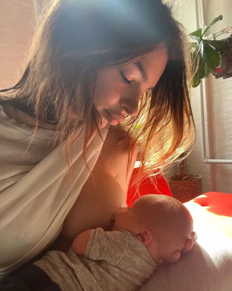Emily Ratajkowski progovorila nakon razvoda: "Pila sam antidepresive"