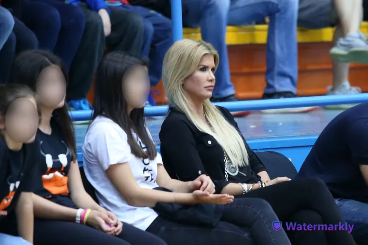 Kraj braka Tedeschija i Nike Perenčević? Ona viđena u društvu prvog čovjeka HNS-a