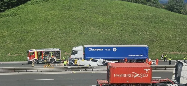 Stravična nesreća u Sloveniji! Na autocesti Maribor-Ljubljana poginulo pet osoba