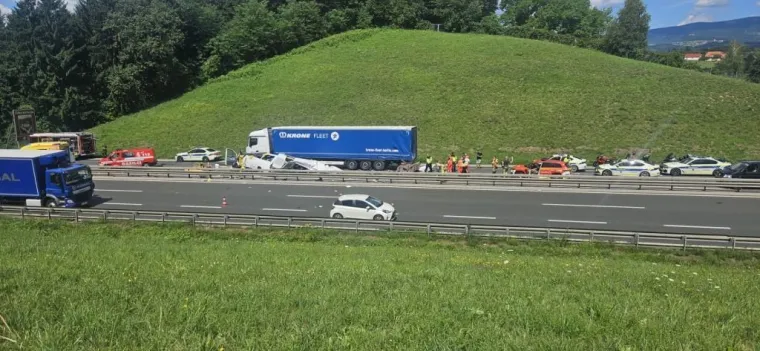 Stravična nesreća u Sloveniji! Na autocesti Maribor-Ljubljana poginulo pet osoba