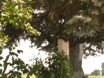 Evo tko uklanja nadgrobne spomenike koji veličaju agresiju na Hrvatsku