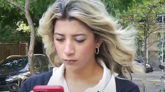 Drski pljačkaš reporterki iščupao mobitel iz ruku: Srećom, nije ispao baš pametan