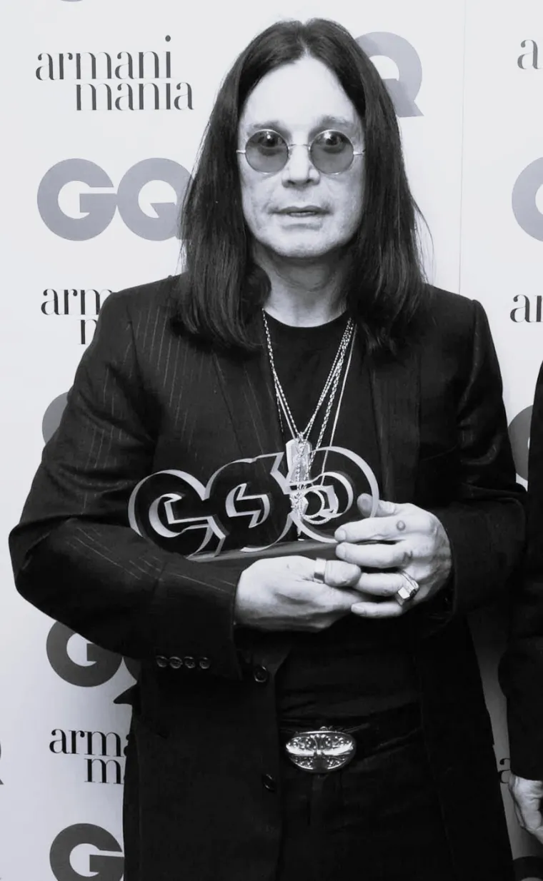 Slavni umiru jedan za drugim, opet se priča o 'pravilu trojke'