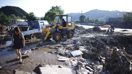 Pokosile ih poplave: Voda gutala sve pred sobom! Najmanje 60 mrtvih