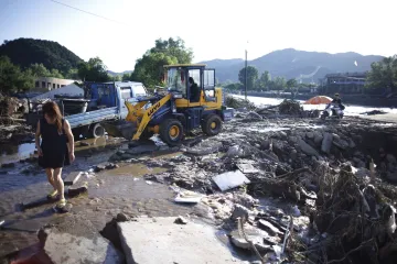 Pokosile ih poplave: Voda gutala sve pred sobom! Najmanje 60 mrtvih