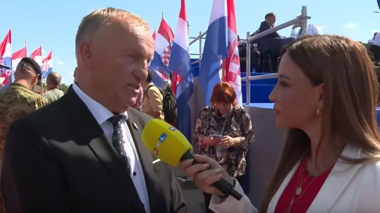 Krešić: Mimohod ima veliku simboliku, ali i pokazuje građanima na što je utrošen njihov novac
