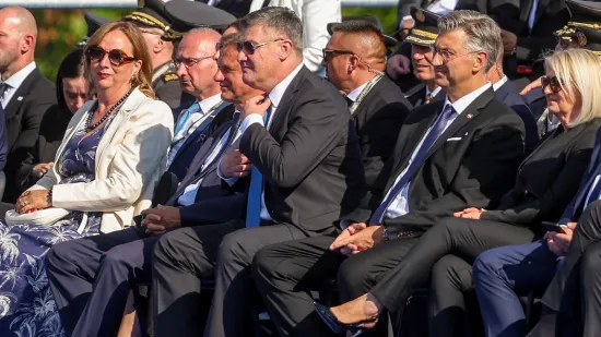 Srpski mediji na aparatima: 'Ustaški pir u Zagrebu! Državni vrh slavi egzodus 250.000 Srba'