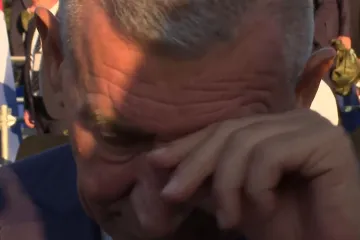 Je li ovo najemotivniji prizor mimohoda? Ante Gotovina se slomio i zaplakao pred našim kamerama