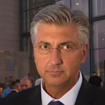 Plenković komentirao Sanadera, pogledajte reakciju nakon pitanja naše reporterke: 'Ha, čujte'