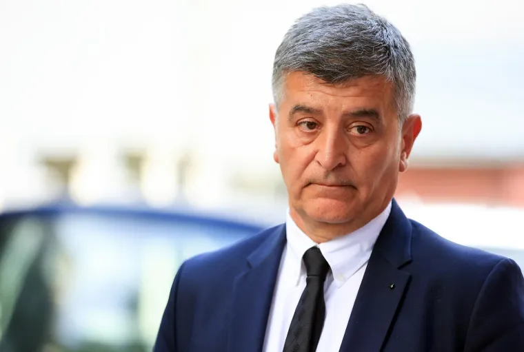 Nismo ga dugo vidjeli u javnosti: Na mimohodu se pojavio i otac koji je prije više od 3 godine ujedinio regiju