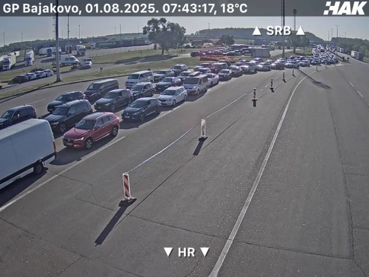 Kilometarske kolone na hrvatskim cestama, HAK izvijestio gdje su najveći čepovi