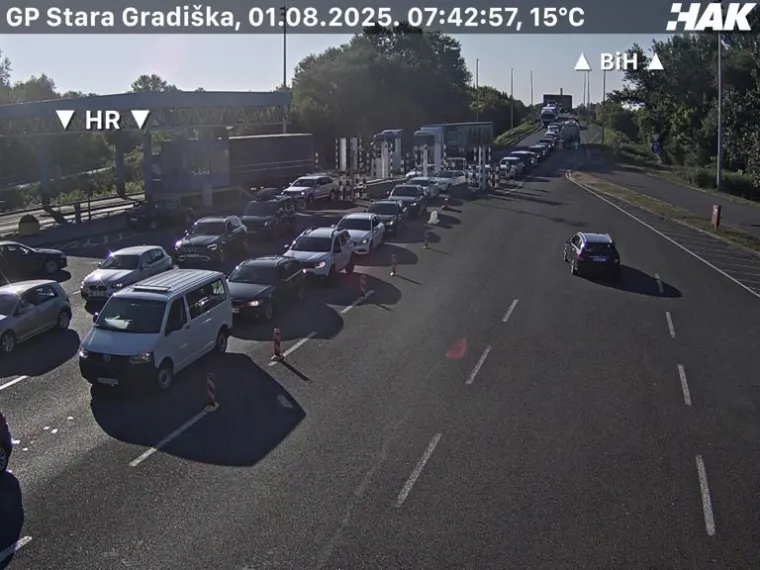 Kilometarske kolone na hrvatskim cestama, HAK izvijestio gdje su najveći čepovi