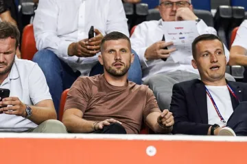 Opet zavladala euforija na Poljudu: 'Dobrodošao, sveti Ante. Uz Livaju, bit ćeš najbolji u ligi'