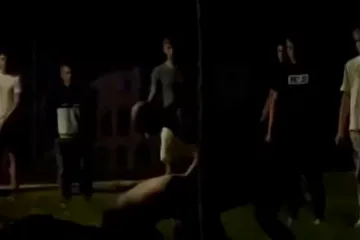 Redar koji je prebio Slovenca premlatio još jednog mladića? Širi se uznemirujuća snimka