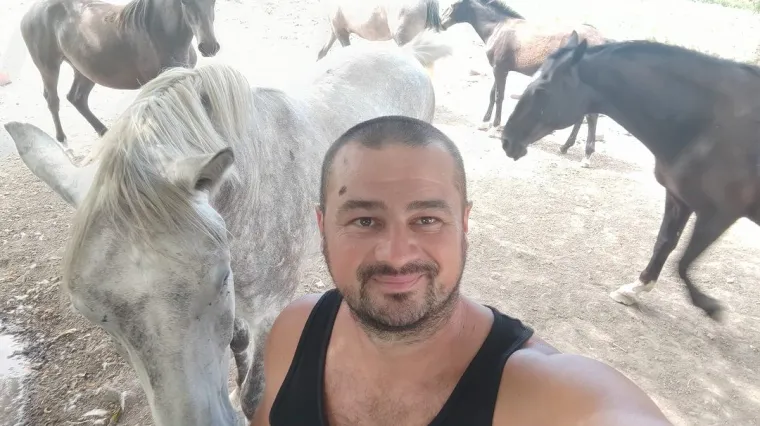 Sjećate li se najvećeg zavodnika 'Ljubav je na selu'? Evo kako danas izgleda Jovan Karapandža