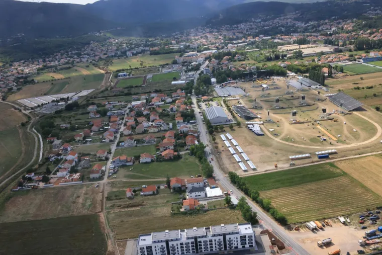 Spektakl u Dalmaciji sve je bliži: Ovako trenutno izgleda najiščekivanija pozornica u Hrvatskoj