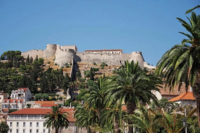 Novi trend putovanja Jadranom – plutajući hoteli koji nude doživljaje za pamćenje