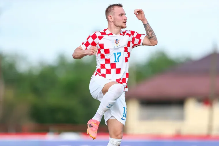 Mladi Vatreni na meti poznatog kluba: Uskoro će igrati protiv Reala i Barcelone?
