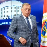 Dodik rigao vatru na presici: 'Muslimani žele eliminirati Hrvate i Srbe'