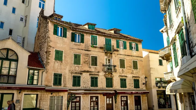 Hrvatski grad koji je izrastao iz carske palače: Nevjerojatan spoj antike i modernog svijeta