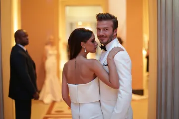 David Beckham ikoničnu frizuru bacio u vjetar: Sada je ćelav, pogledajte kako izgleda