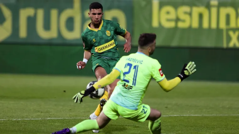 Napadač kojeg se čekalo napokon predstavljen u Dinamu: 'Dolazak u najveći hrvatski klub je čast'