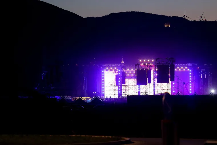 Baš kao u Zagrebu? Teku pripreme za koncert, ovako će svijetliti Sinj