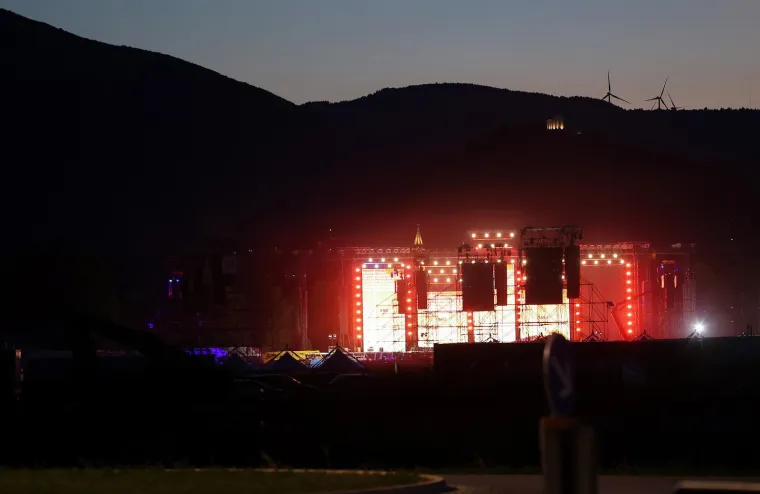 Baš kao u Zagrebu? Teku pripreme za koncert, ovako će svijetliti Sinj