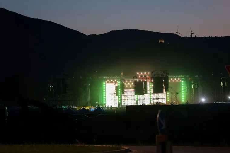 Baš kao u Zagrebu? Teku pripreme za koncert, ovako će svijetliti Sinj