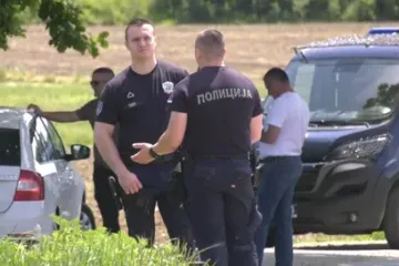 Strava u Srbiji: Izboli tinejdžera i polomili mu ruke i noge, a on odbija suradnju s policijom