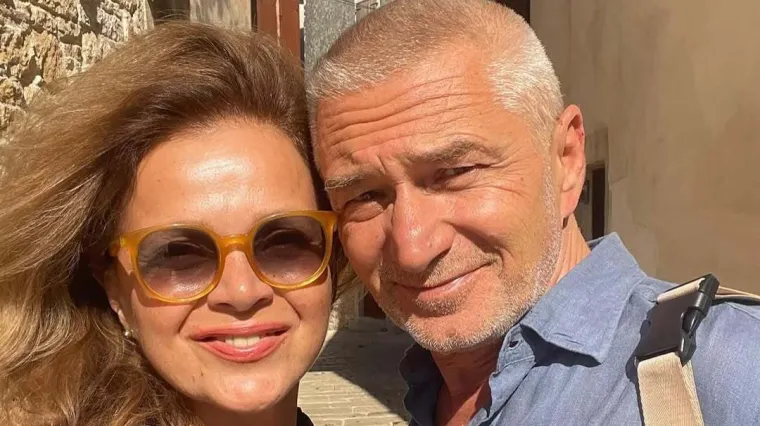 Sandra Bagarić pohvalila se fotografijama iz Bala: Uz supruga uživa u ljetu